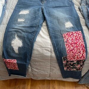 Vincente Patchwork Floral Distressed Boyfriend Jeans – Size 8 – Boho Y2K